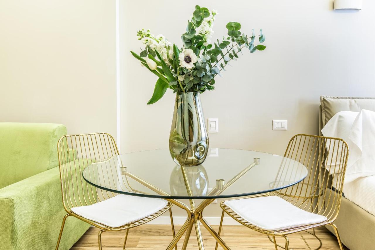 Apartment Beplace In Duomo Mailand